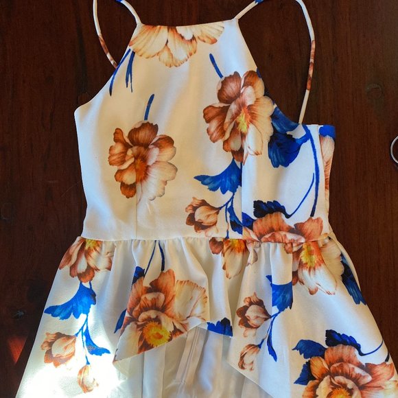 💐✨XS WYLDR Floral Ruffle Peplum Top Tank Top - Lotsa Luck Top - Low Back - Picture 2 of 4